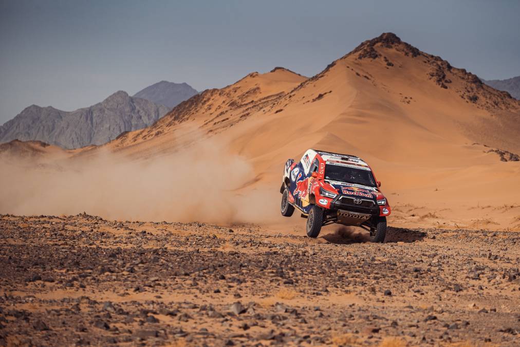Al-Attiyah wygrywa 11. etap i walczy o wygraną w Rajdzie Dakar 2021!